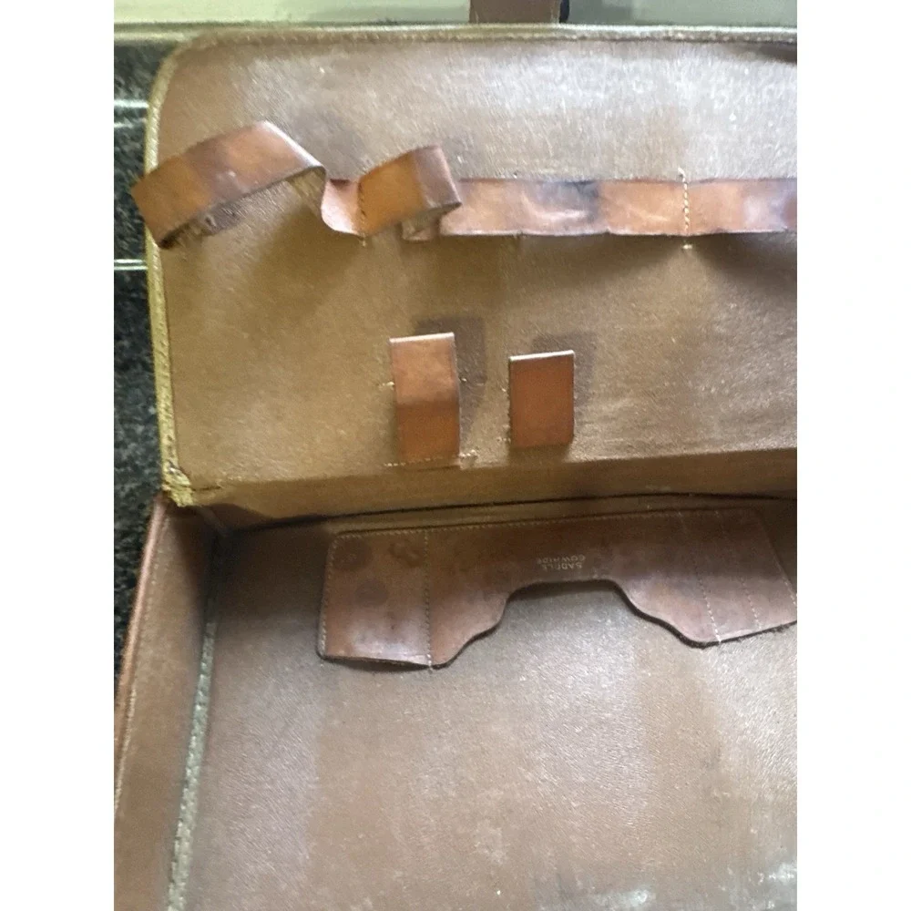 Vintage Leather Box With Button Close Sadle Cowhide Travel Box Keepsakes‎